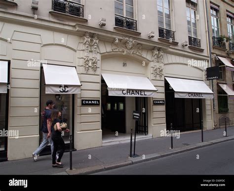 31 RUE CAMBON UNA HISTORIA TRAS LA FACHADA .